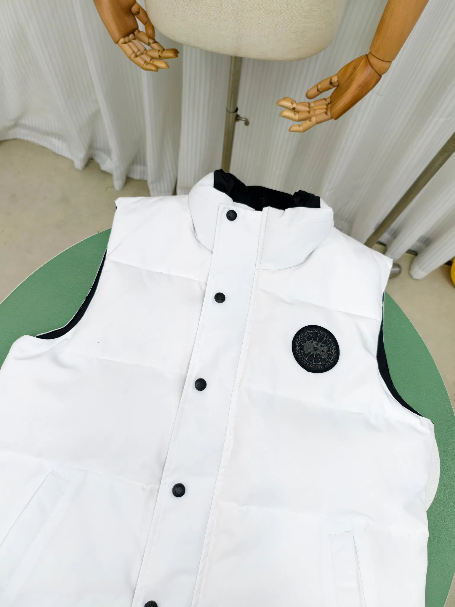 Жилеты Женские Canada Goose 1773251