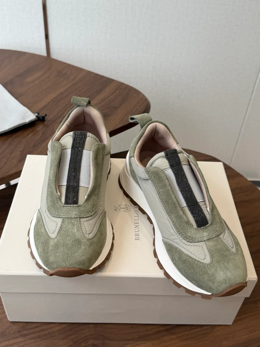 Кроссовки Женские Brunello Cucinelli 17461333