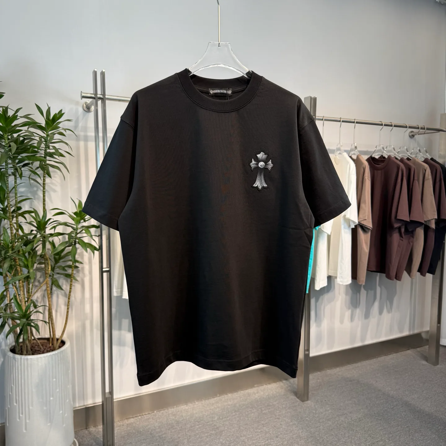 Футболки Женские Chrome Hearts 5059352