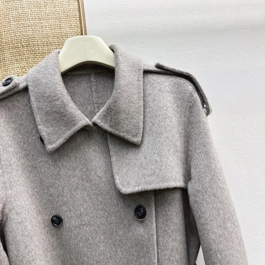 Пальто Женские Burberry 19761439