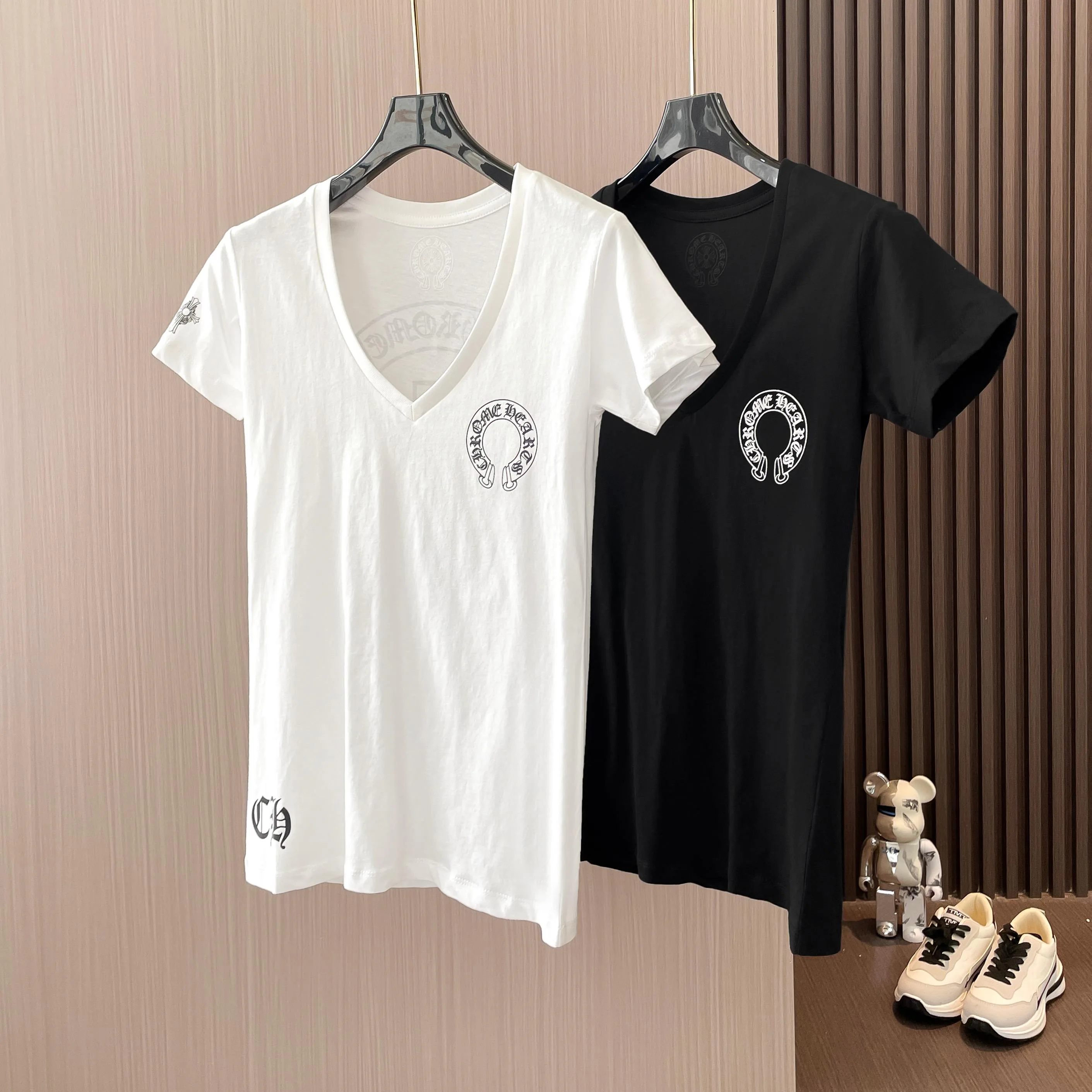 Футболки Женские Chrome Hearts 13425684