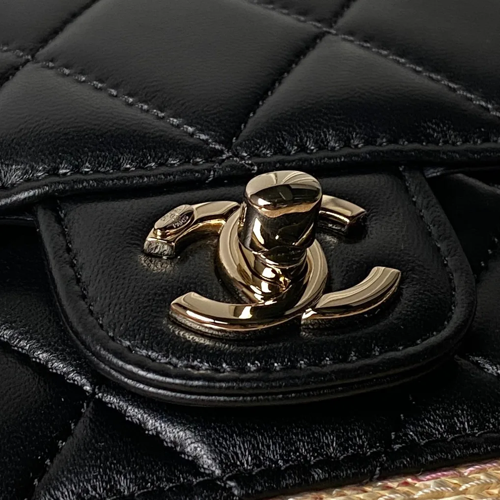 Классические Сумки Женские Chanel 18207954