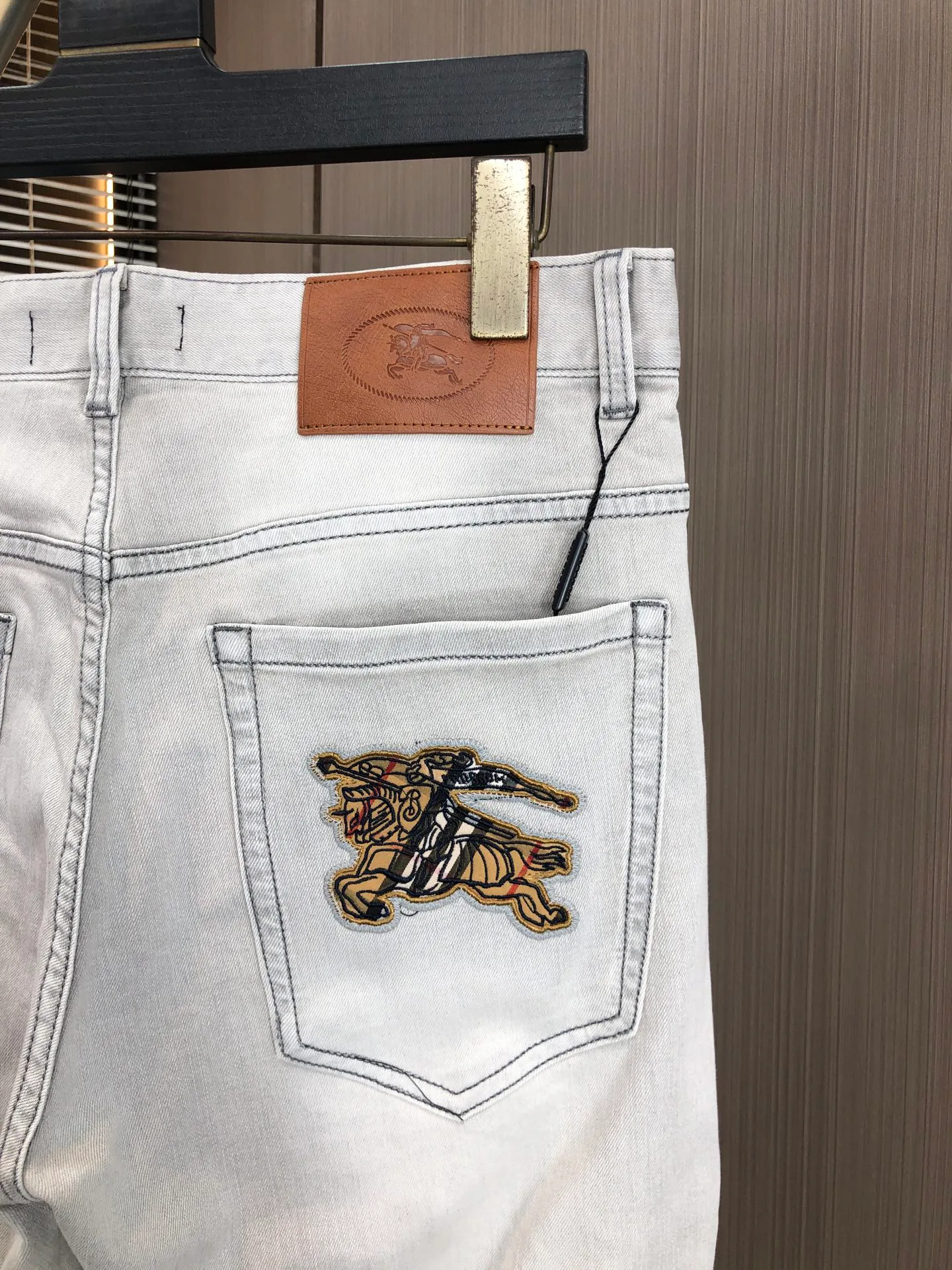 Джинсы Мужские Burberry 11514670