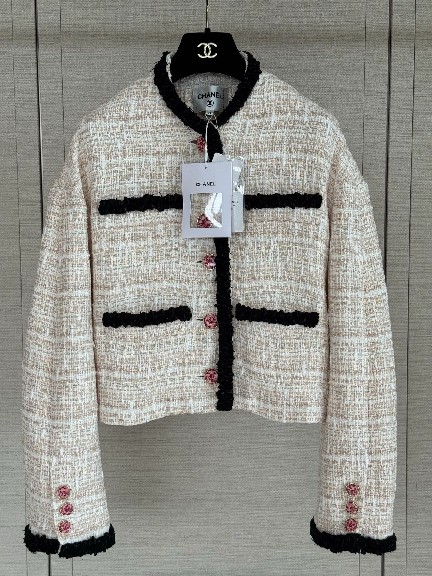 Жакеты Женские Chanel 19125904