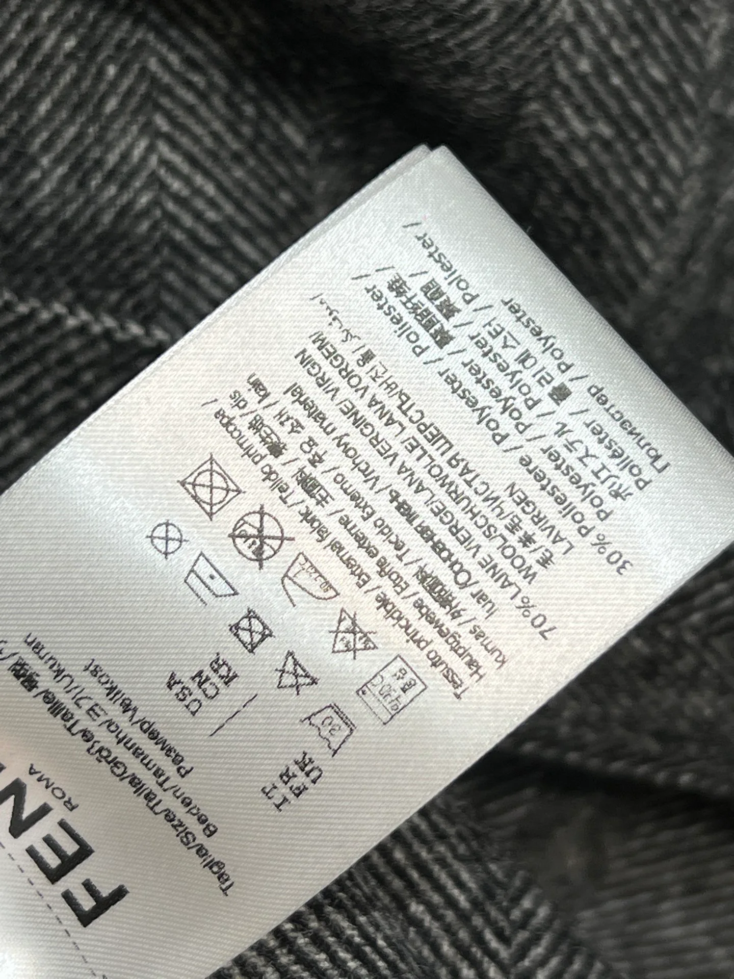 Куртки И Пуховики Женские Fendi 569820