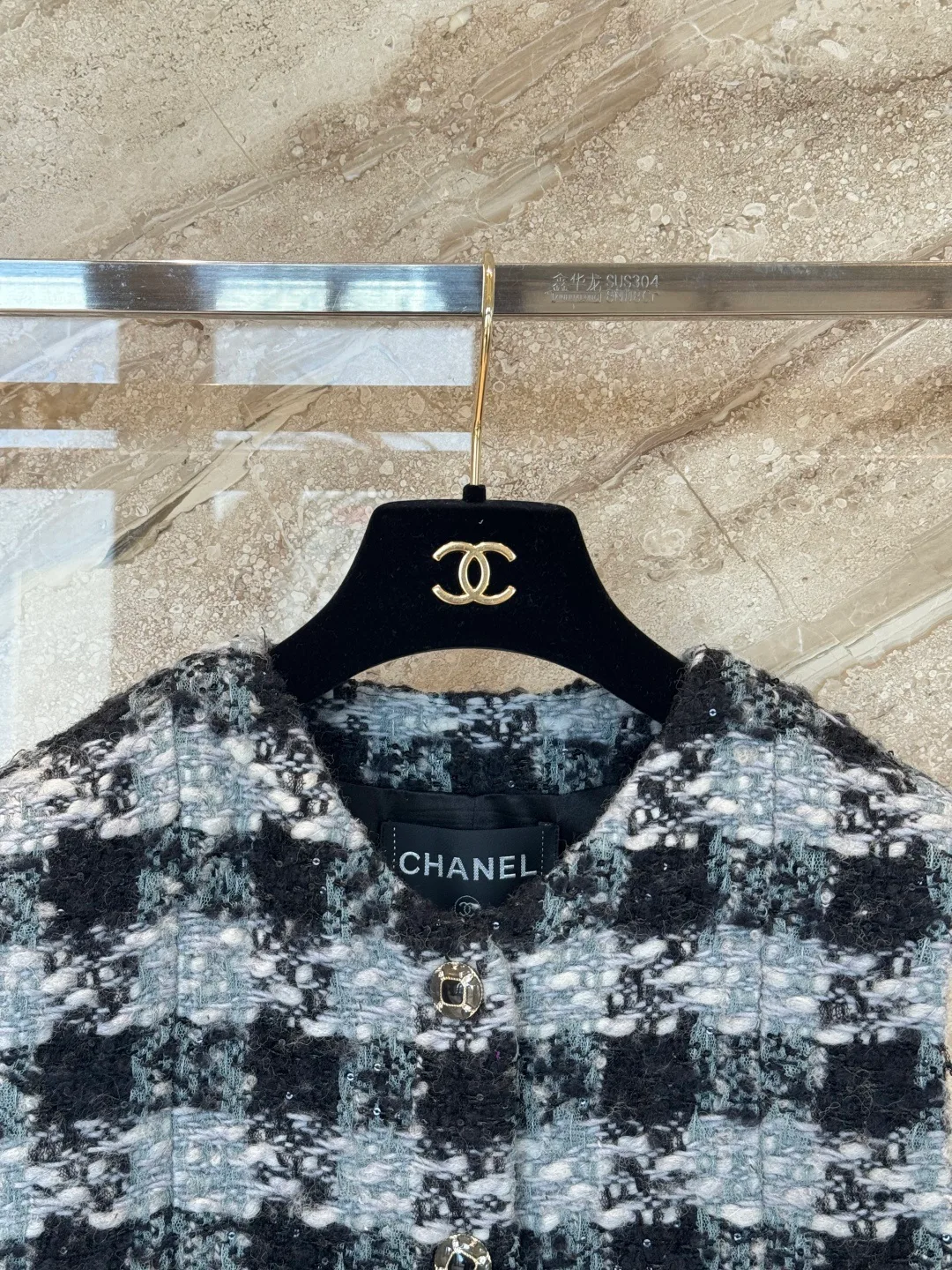 Жилеты Женские Chanel 10430274