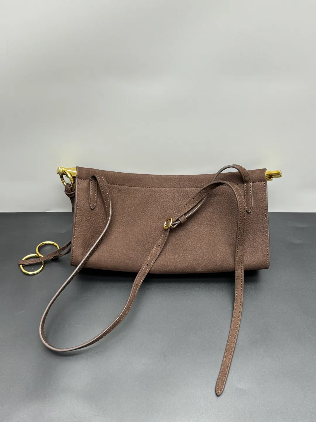 Сумки На Ремне Женские Alaia 11667391