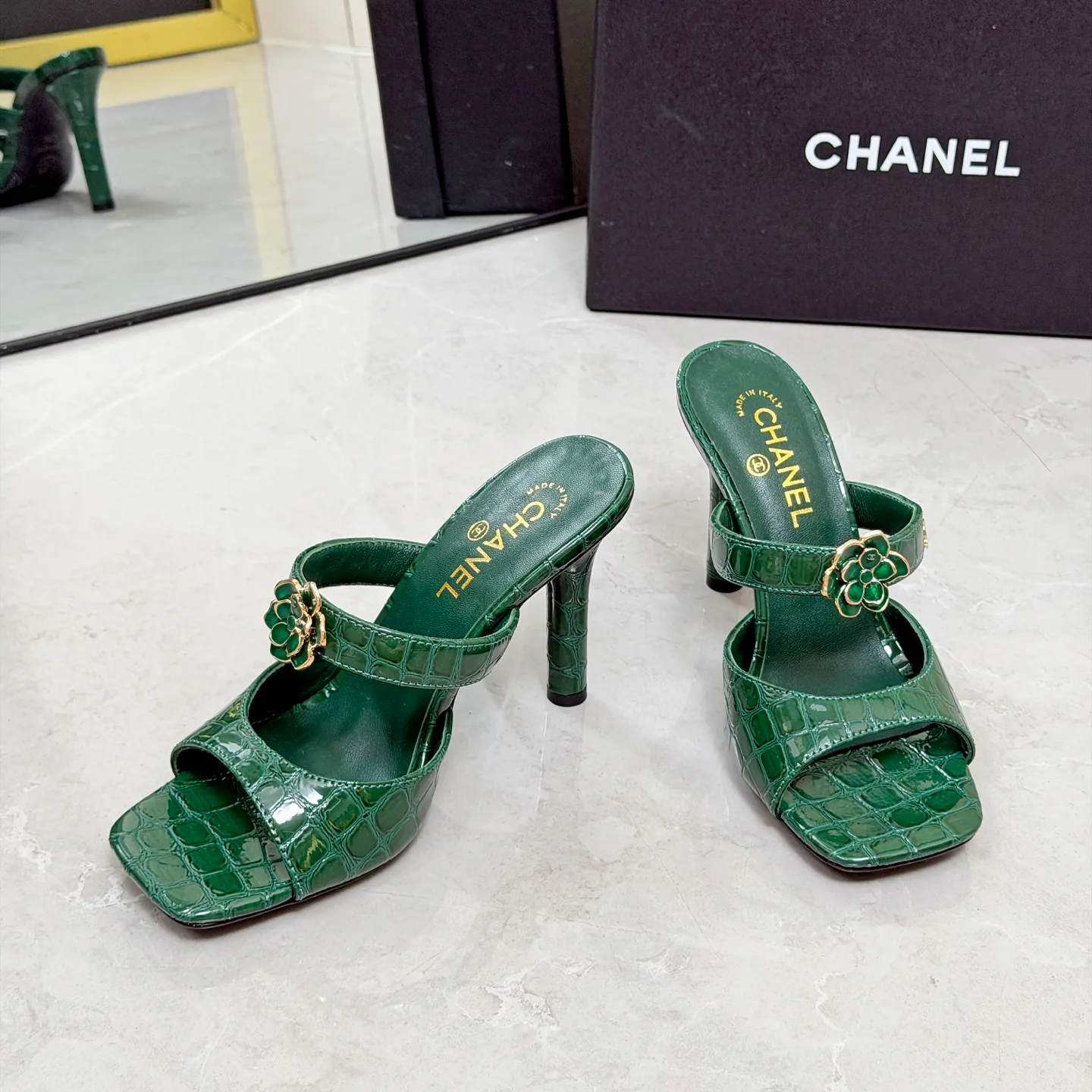 Босоножки Женские Chanel 17335031