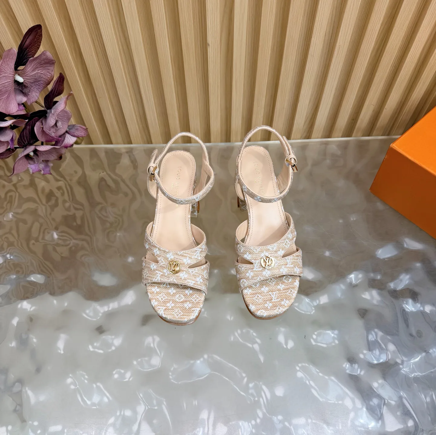 Босоножки Женские Louis Vuitton 629261