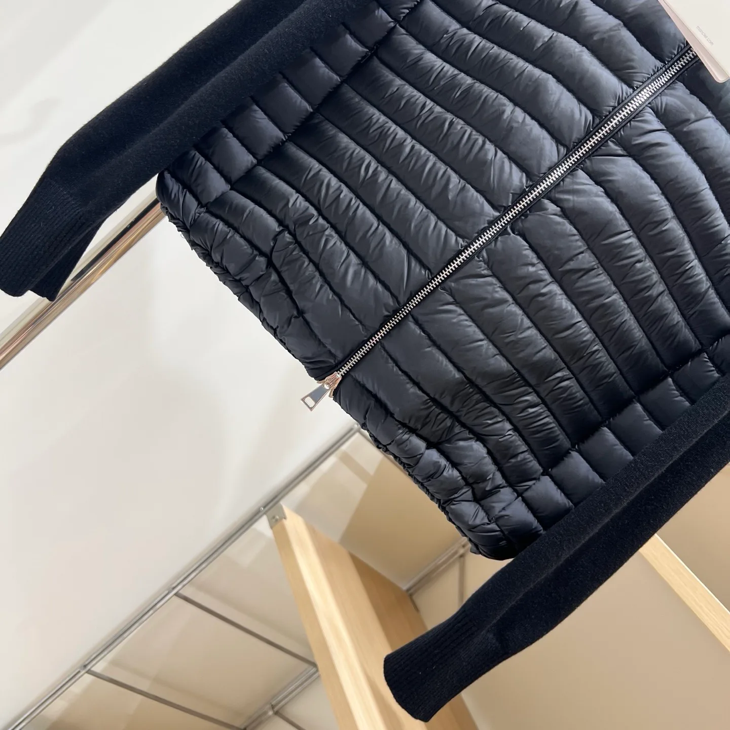 Куртки И Пуховики Женские Moncler 18043620