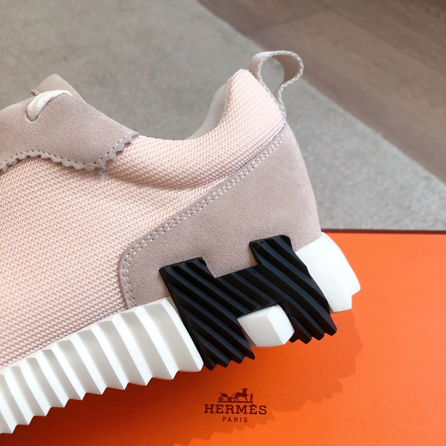 Кроссовки Женские Hermes 1154409