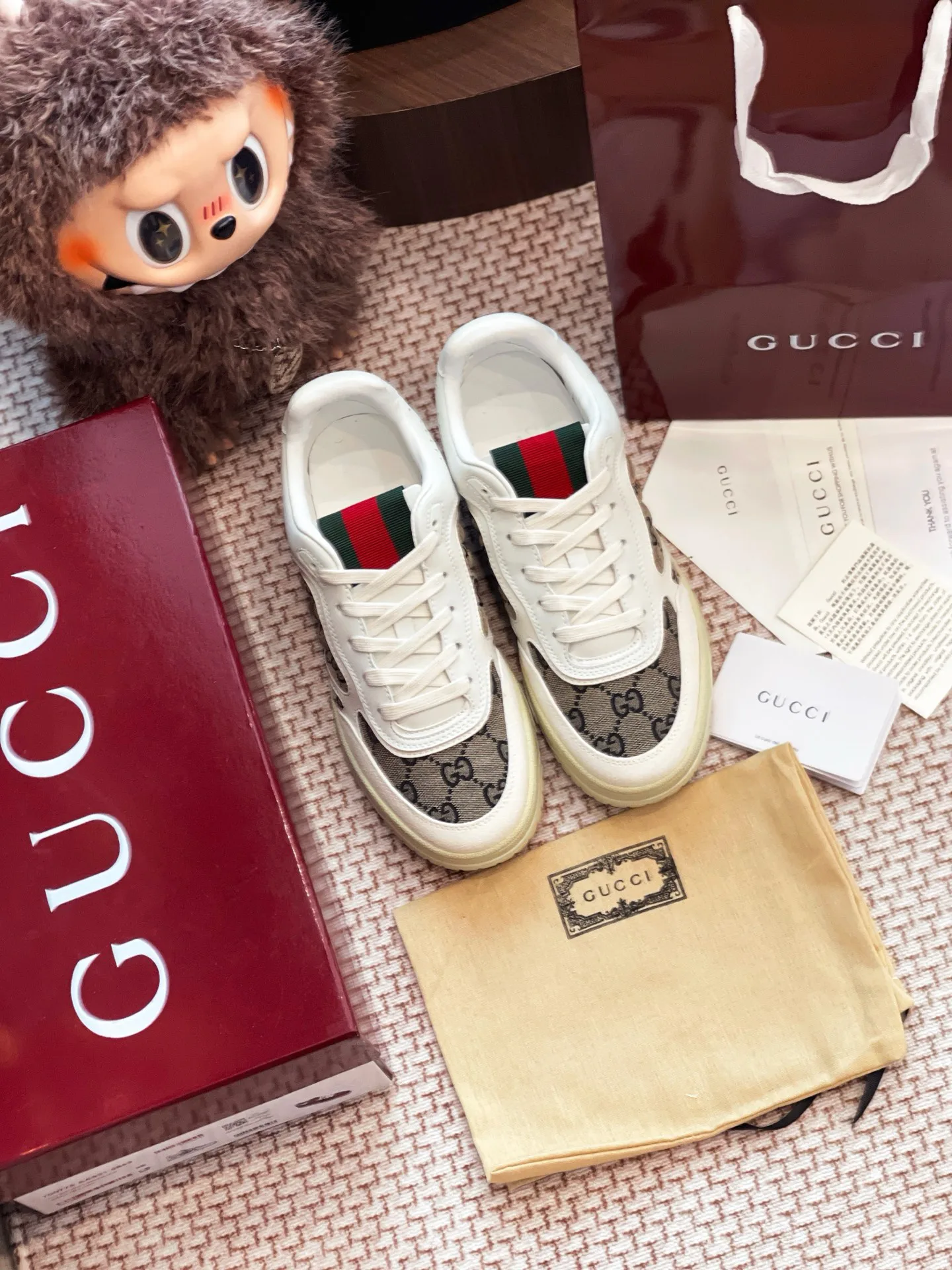 Кроссовки Женские Gucci 10477216