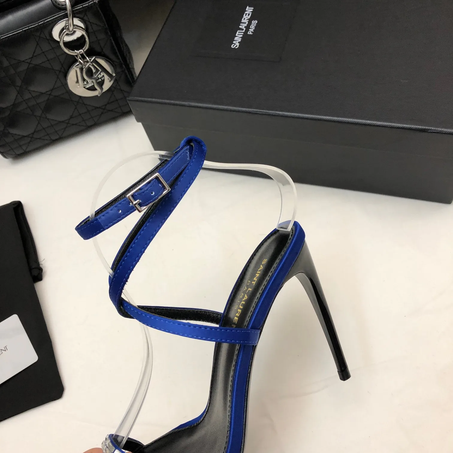 Босоножки Женские Saint Laurent 11220430