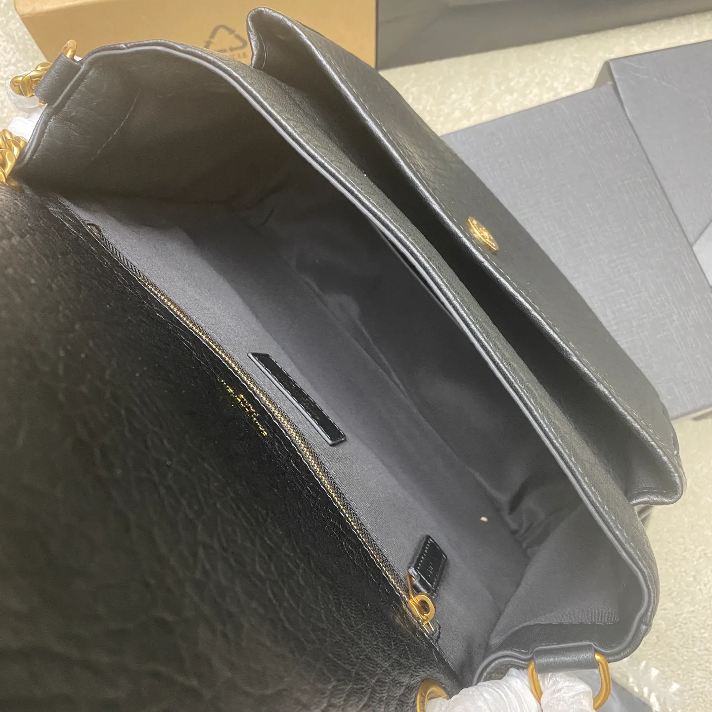 Классические Сумки Женские Saint Laurent 13435177