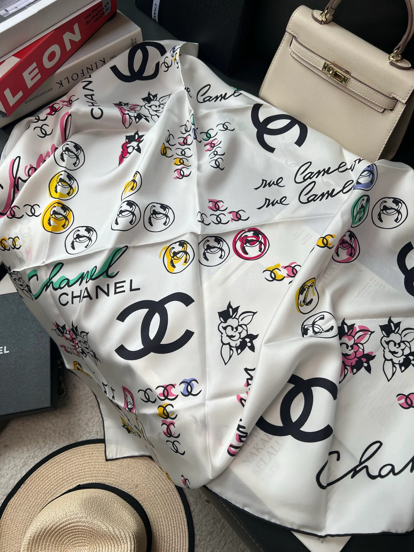 Платки Chanel 13855835