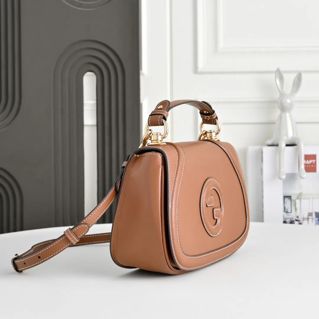 Классические Сумки Женские Gucci 18005153