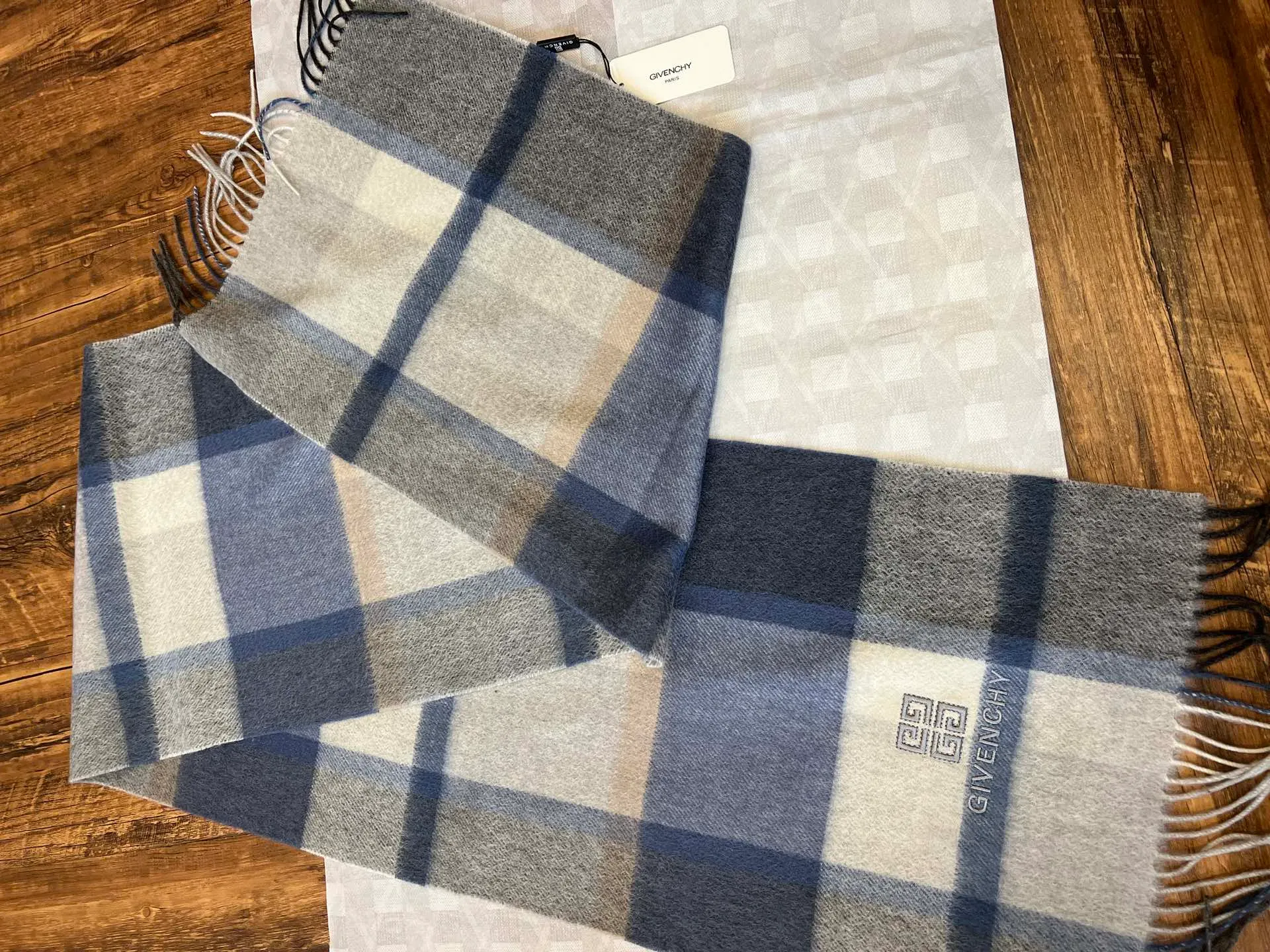 Шарфы Givenchy 87047