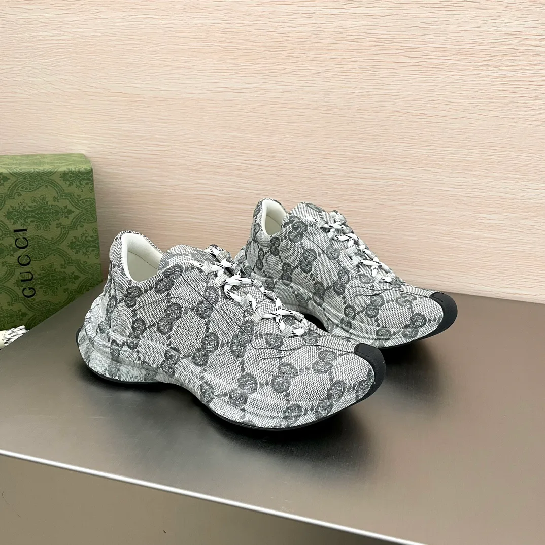 Кроссовки Женские Gucci 573262