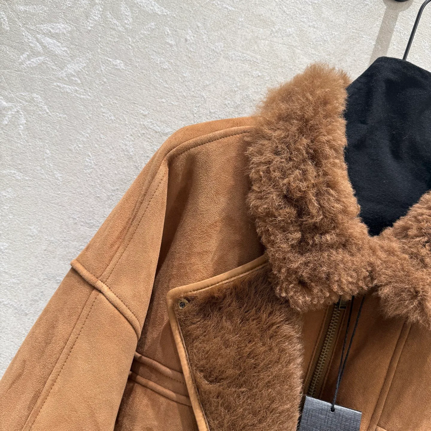 Кожаные Куртки И Дублёнки Женские Saint Laurent 18721568