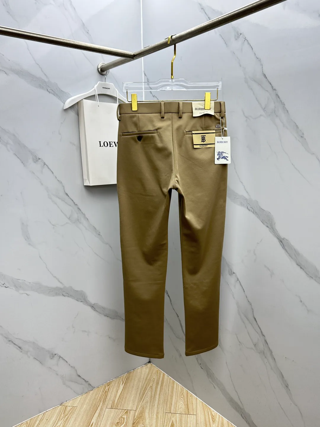 Брюки Мужские Burberry 18246803