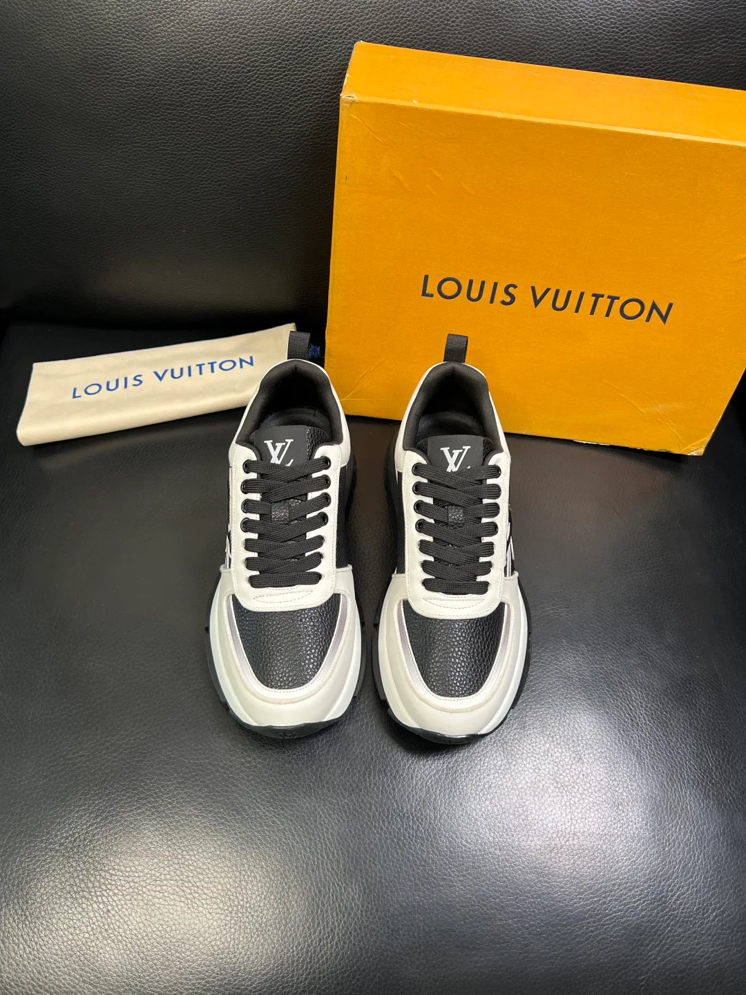 Кроссовки Мужские Louis Vuitton 369016