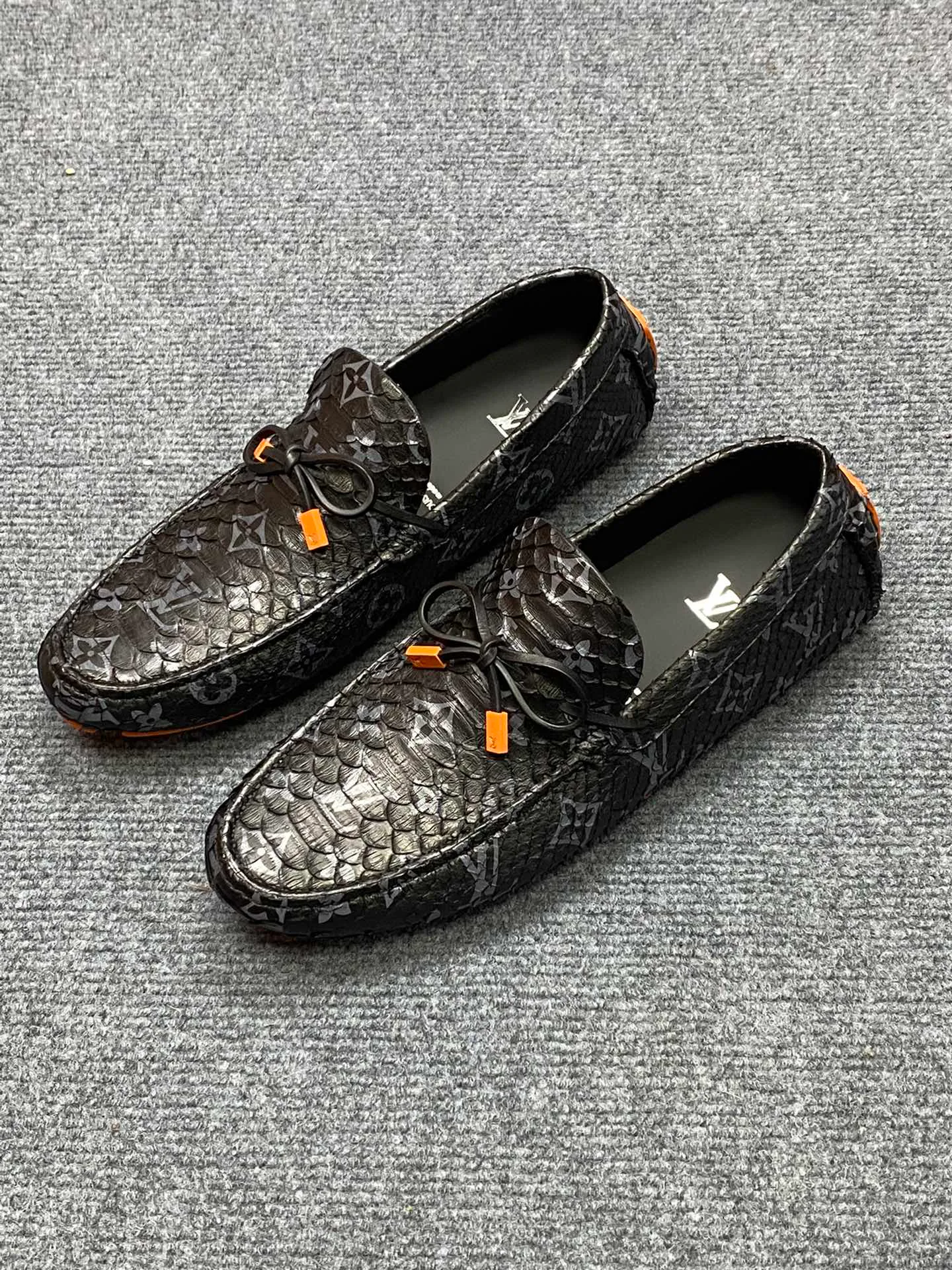 Мокасины Мужские Louis Vuitton 881818