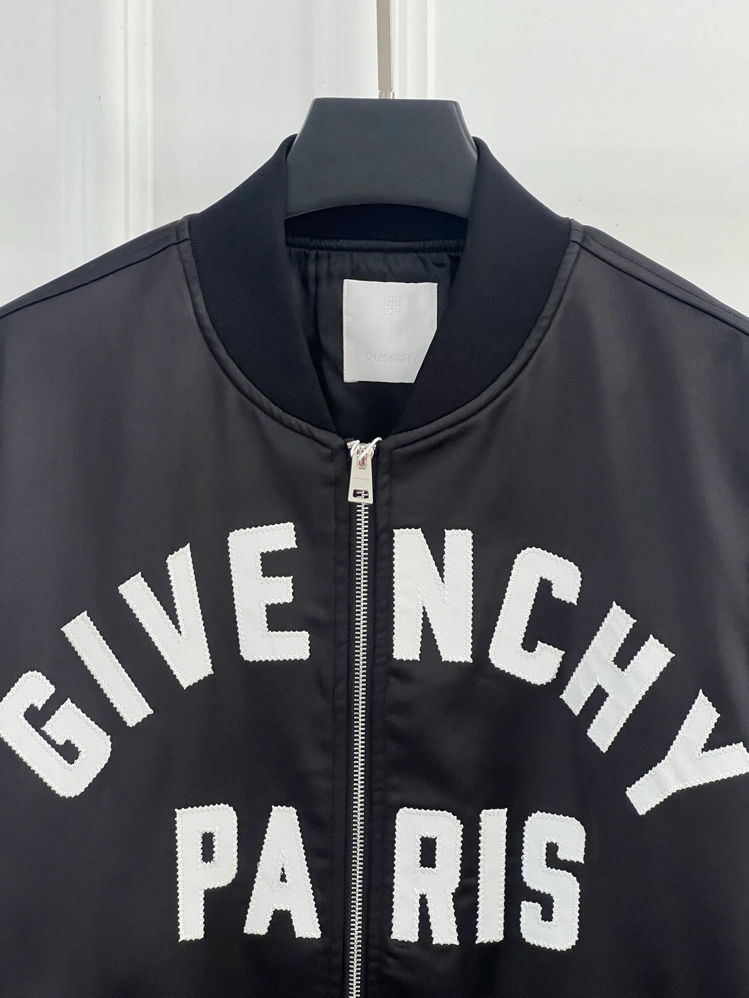 Куртки И Пуховики Мужские Givenchy 151015