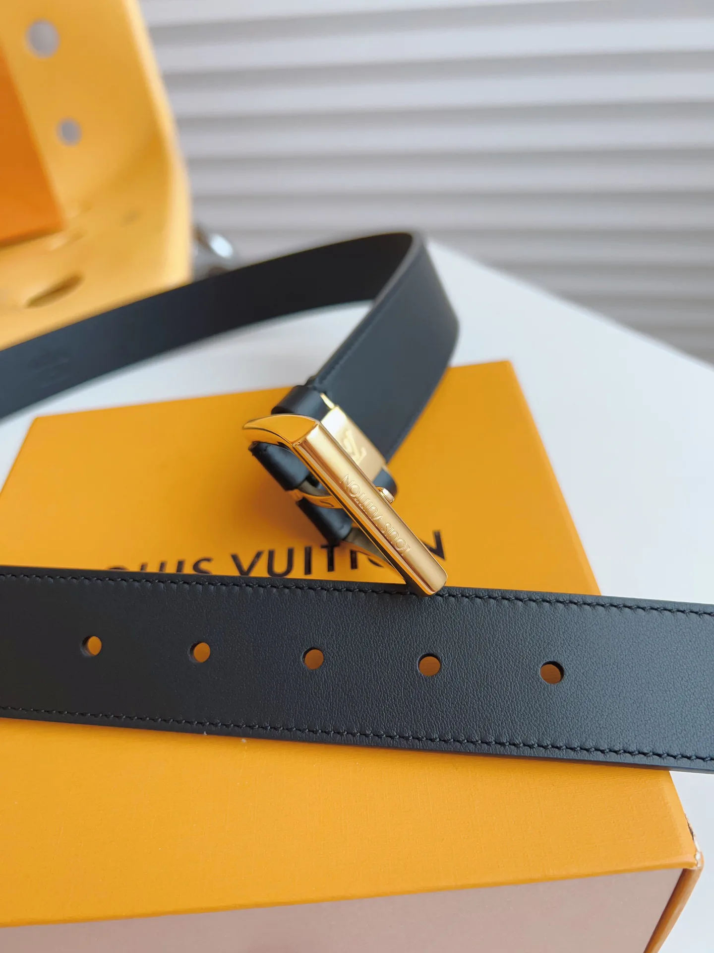 Ремни Louis Vuitton 14066093