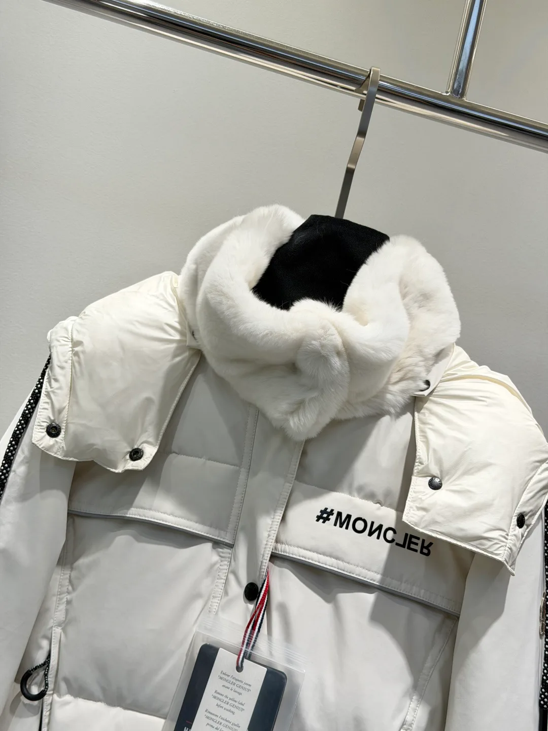 Куртки И Пуховики Женские Moncler 20099729