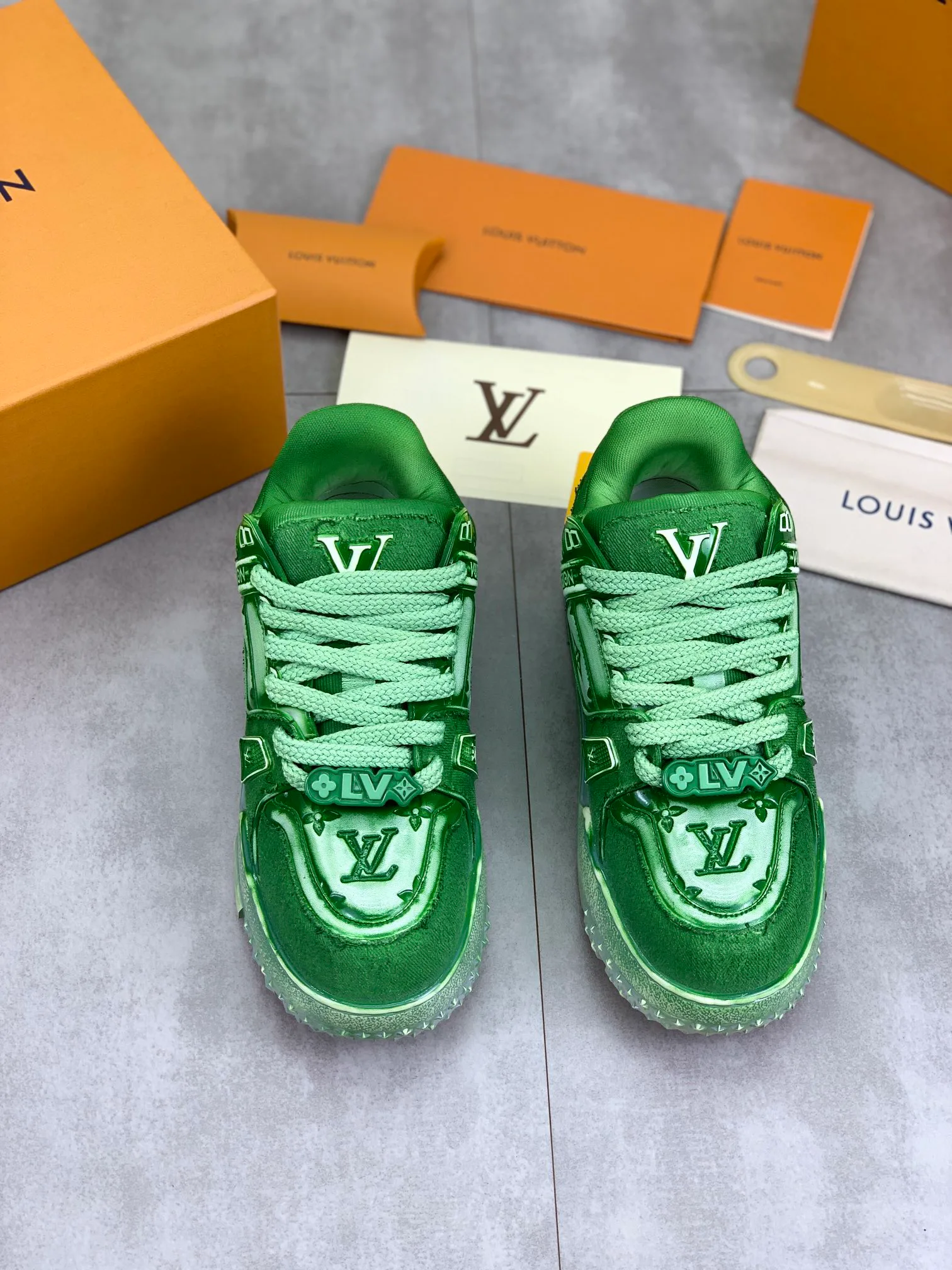 Кроссовки Мужские Louis Vuitton 74110