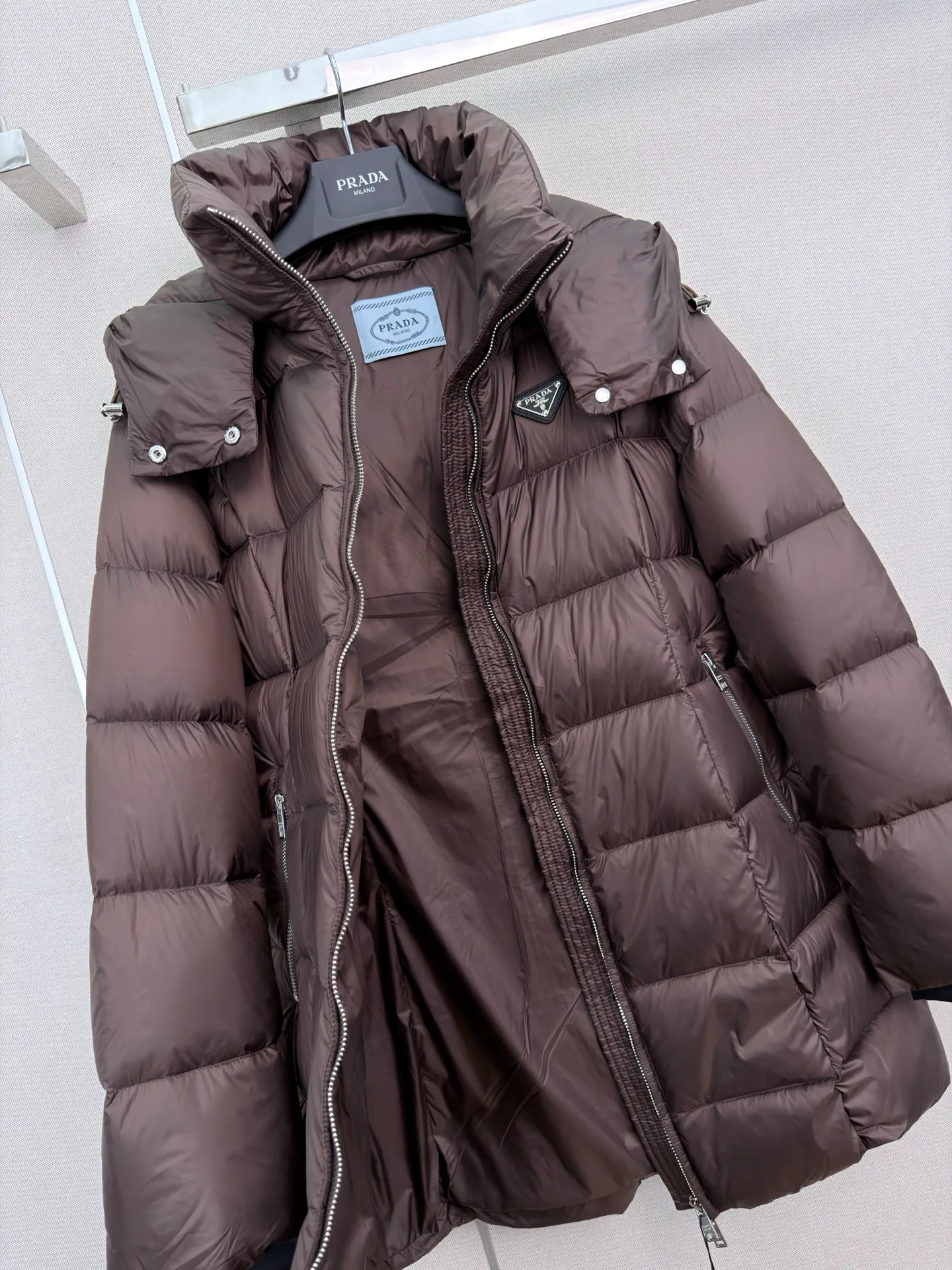 Куртки И Пуховики Женские Prada 19182922