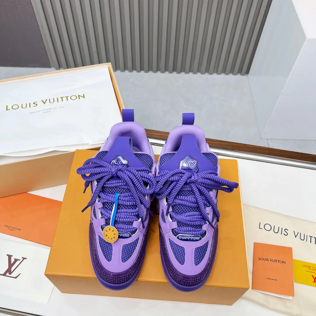 Кроссовки Женские Louis Vuitton 24815