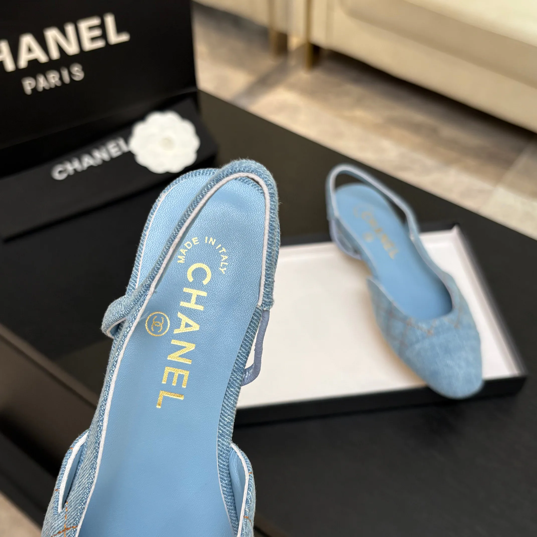 Босоножки Женские Chanel 18737283