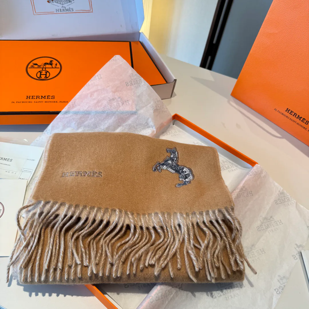 Шарфы Hermes 1973737