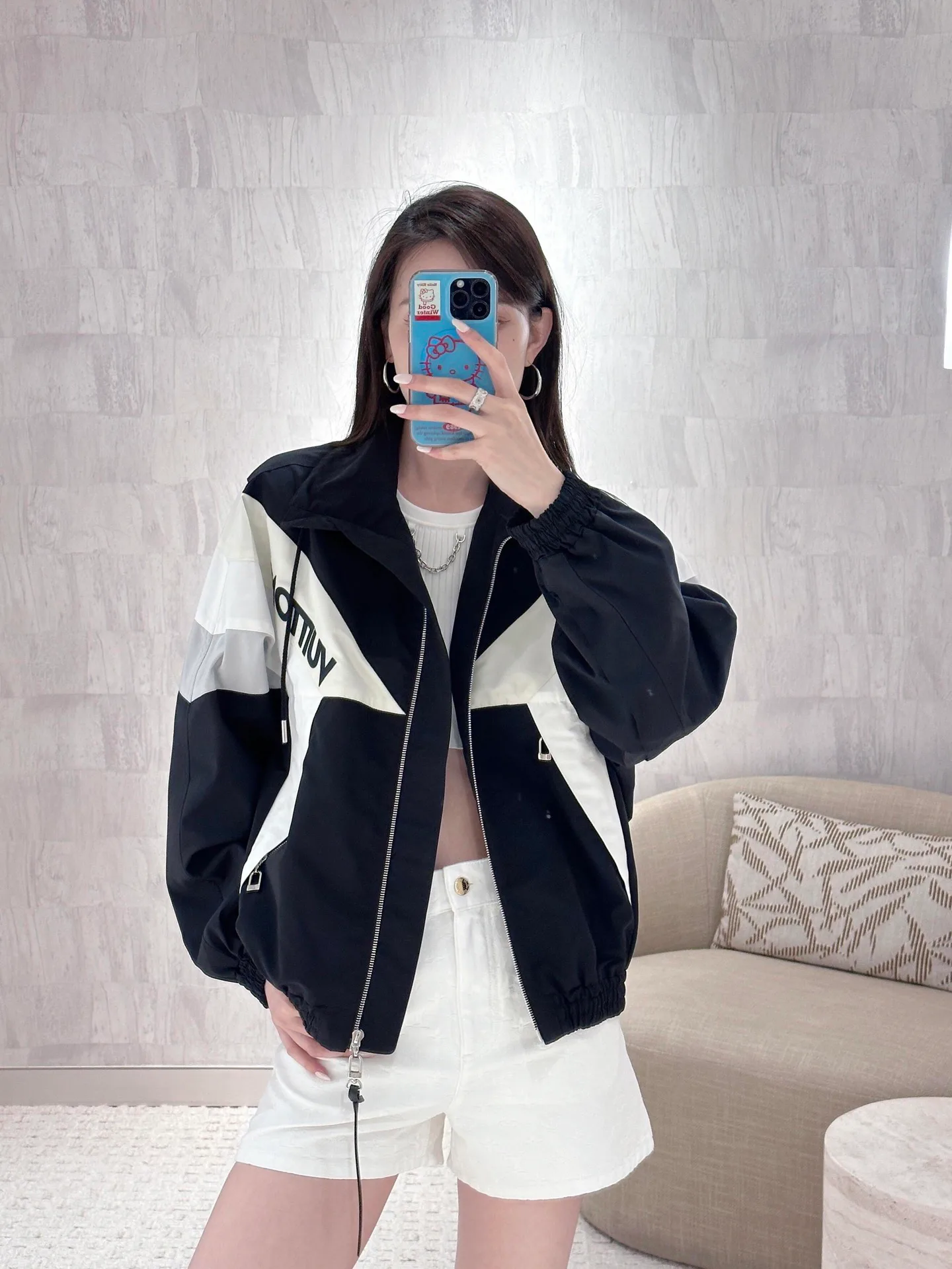 Куртки И Пуховики Женские Louis Vuitton 1212545