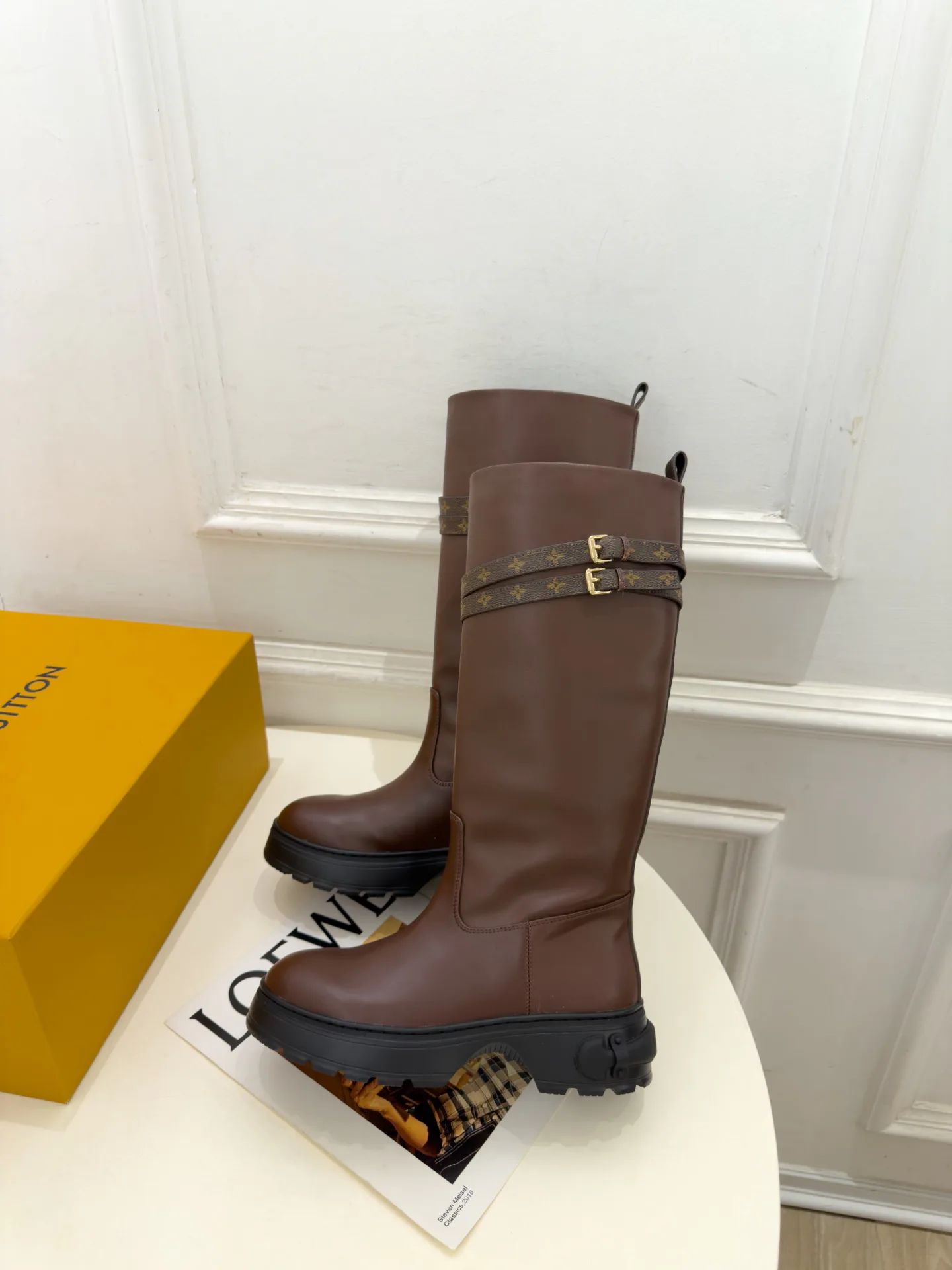 Сапоги Женские Louis Vuitton 18370298