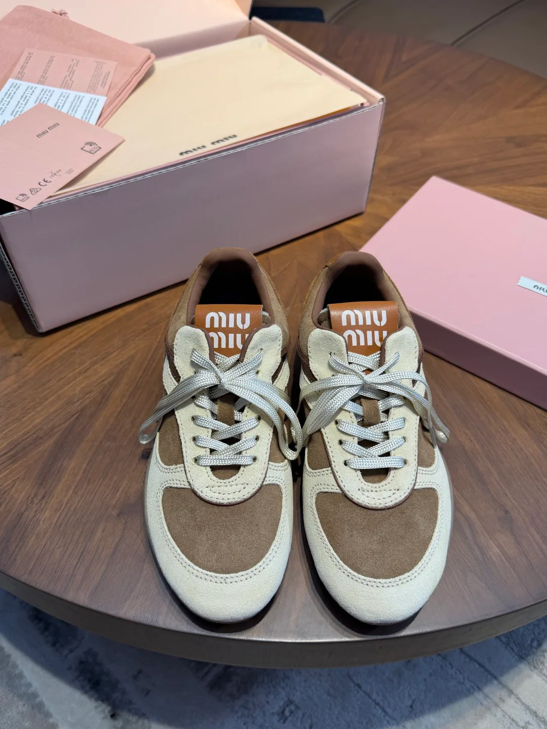 Кроссовки Женские Miu Miu 18267511