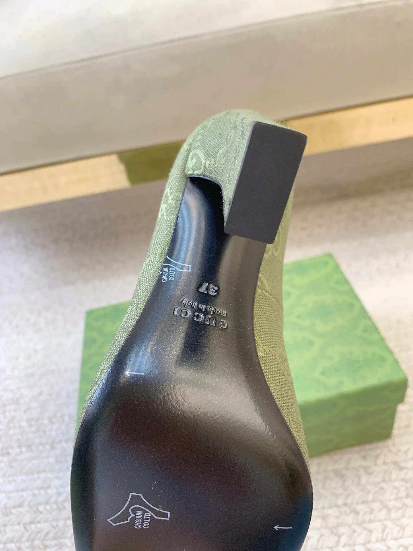 Туфли Женские Gucci 950761