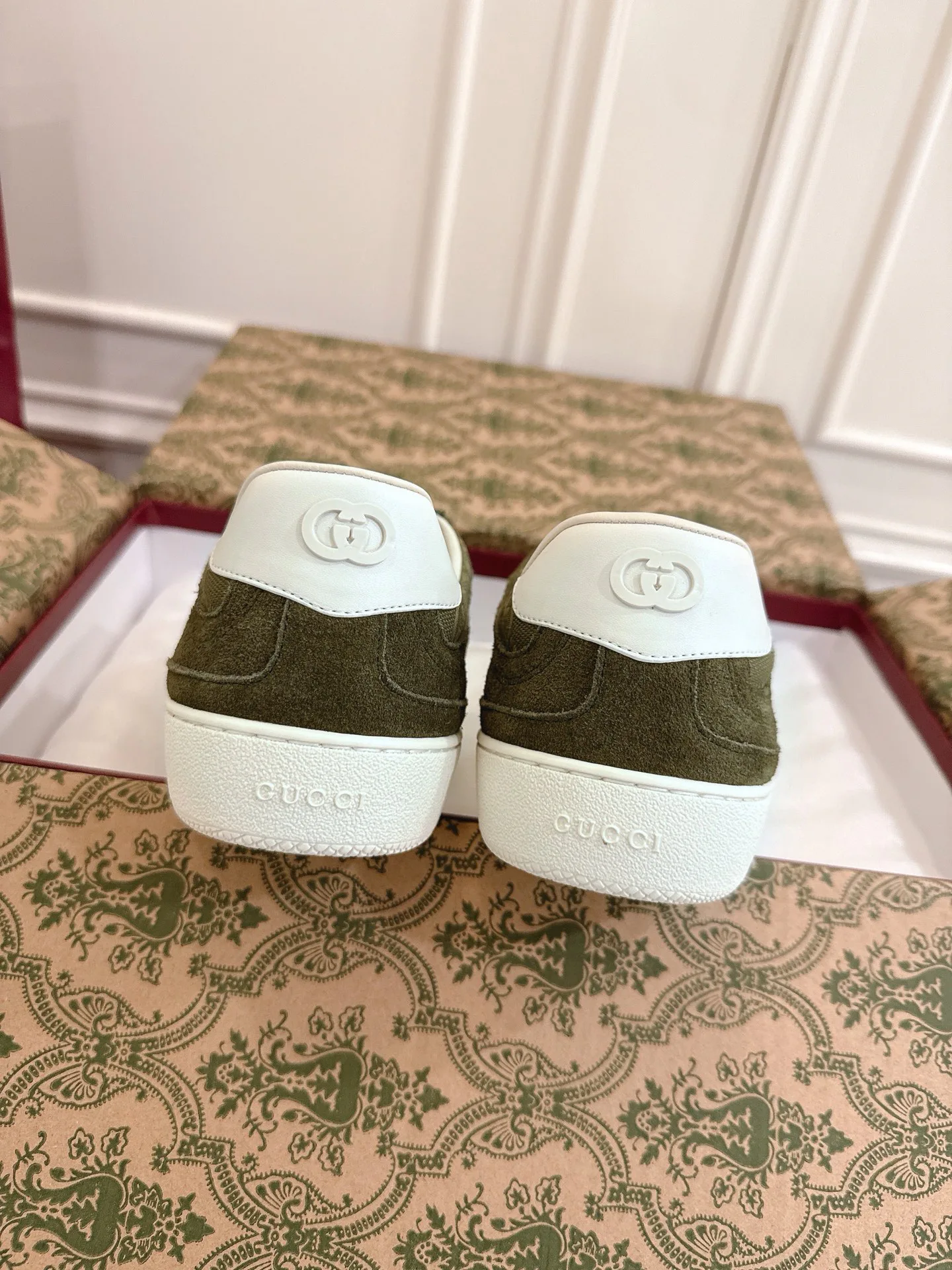 Кеды Женские Gucci 2330794