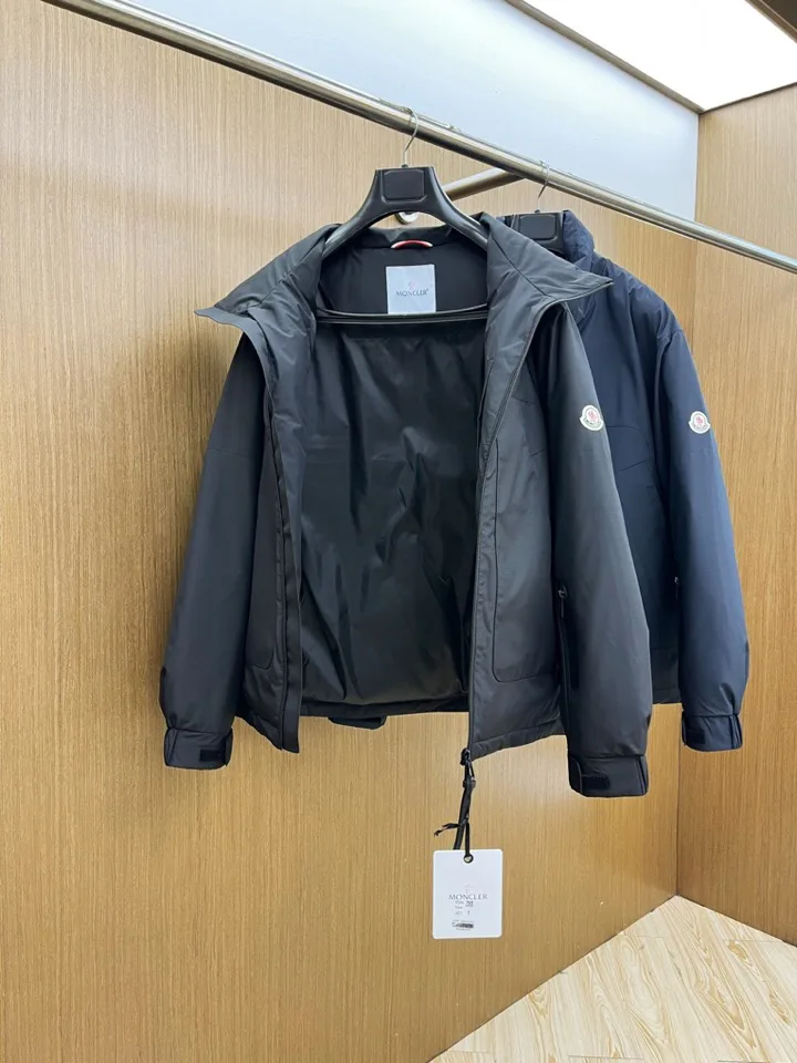 Куртки И Пуховики Мужские Moncler 819059