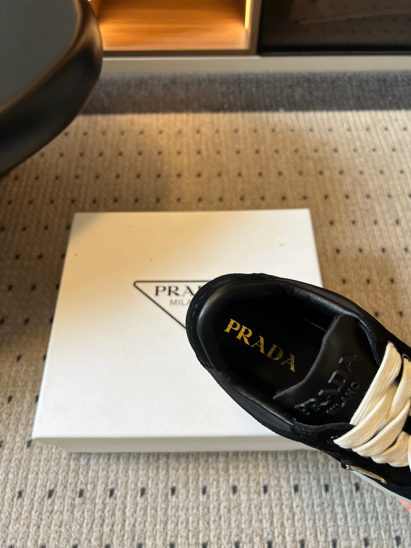 Кроссовки Женские Prada 18731912