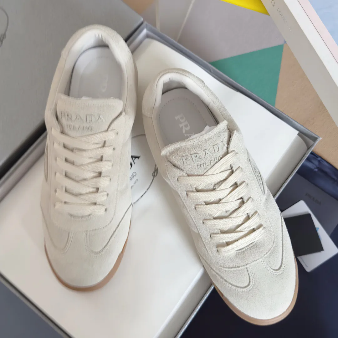 Кроссовки Женские Prada 368565