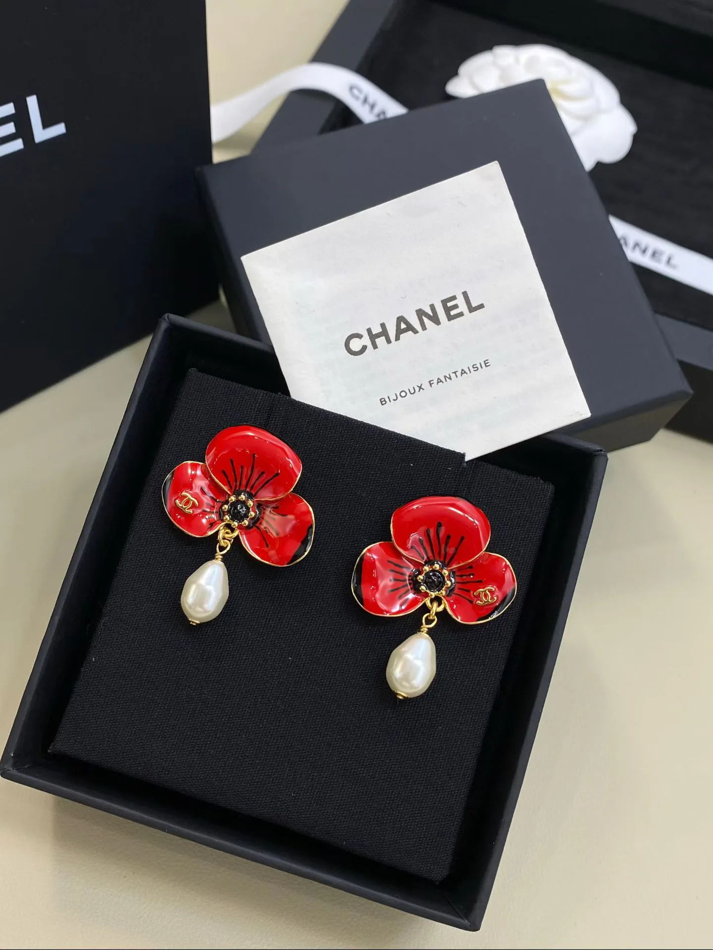 Бижутерия Chanel 18122623