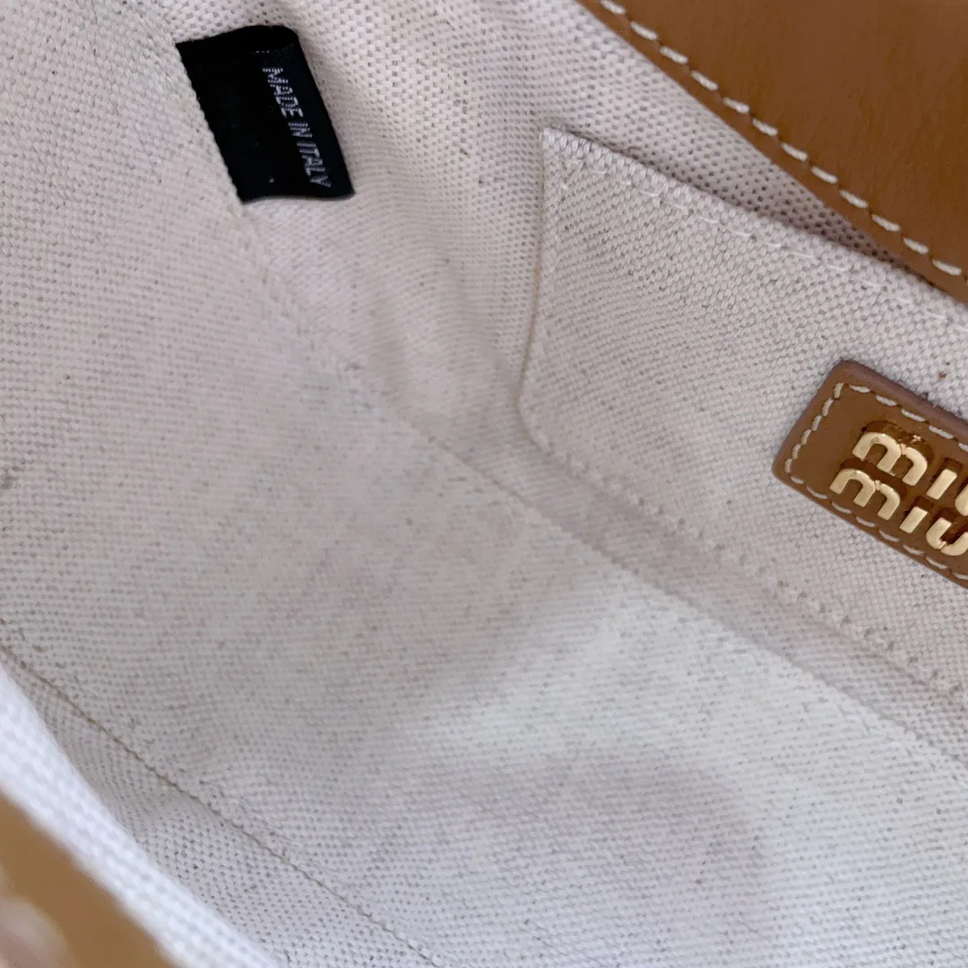 Сумки На Ремне Женские Miu Miu 18004734