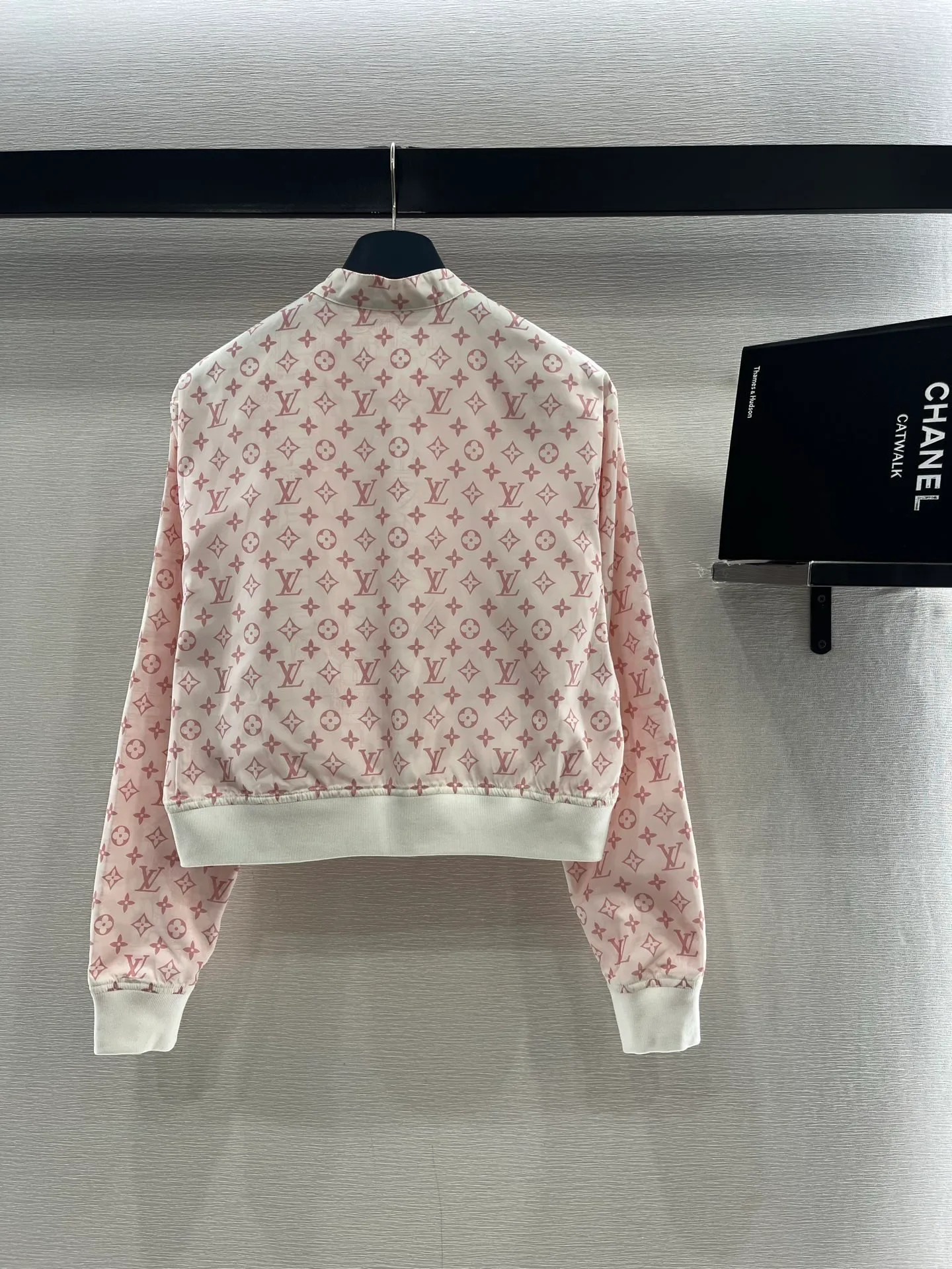 Жакеты Женские Louis Vuitton 1806190