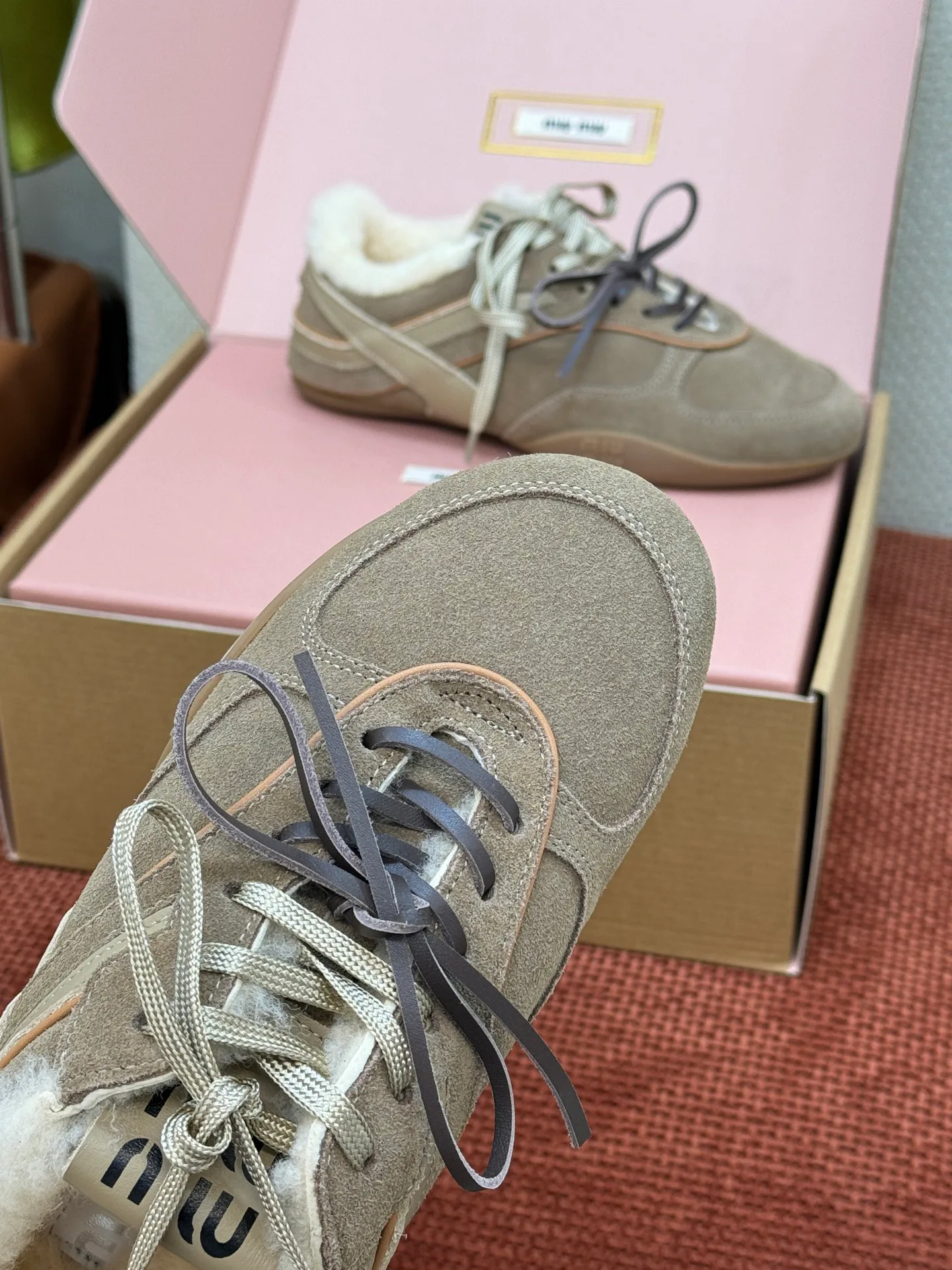 Кроссовки Женские Miu Miu 18341950