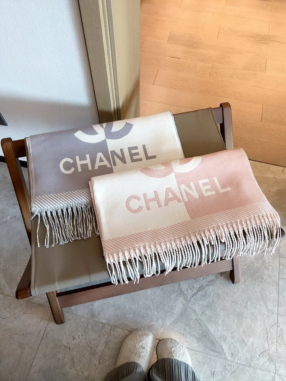 Шарфы Chanel 18002969