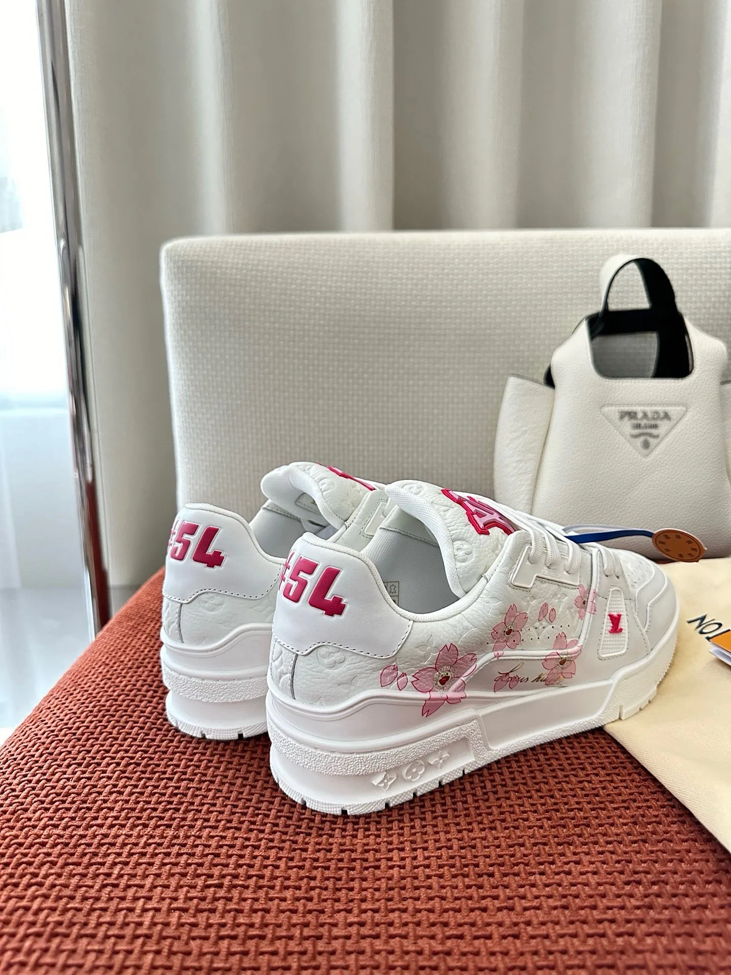 Кроссовки Женские Louis Vuitton 5045992