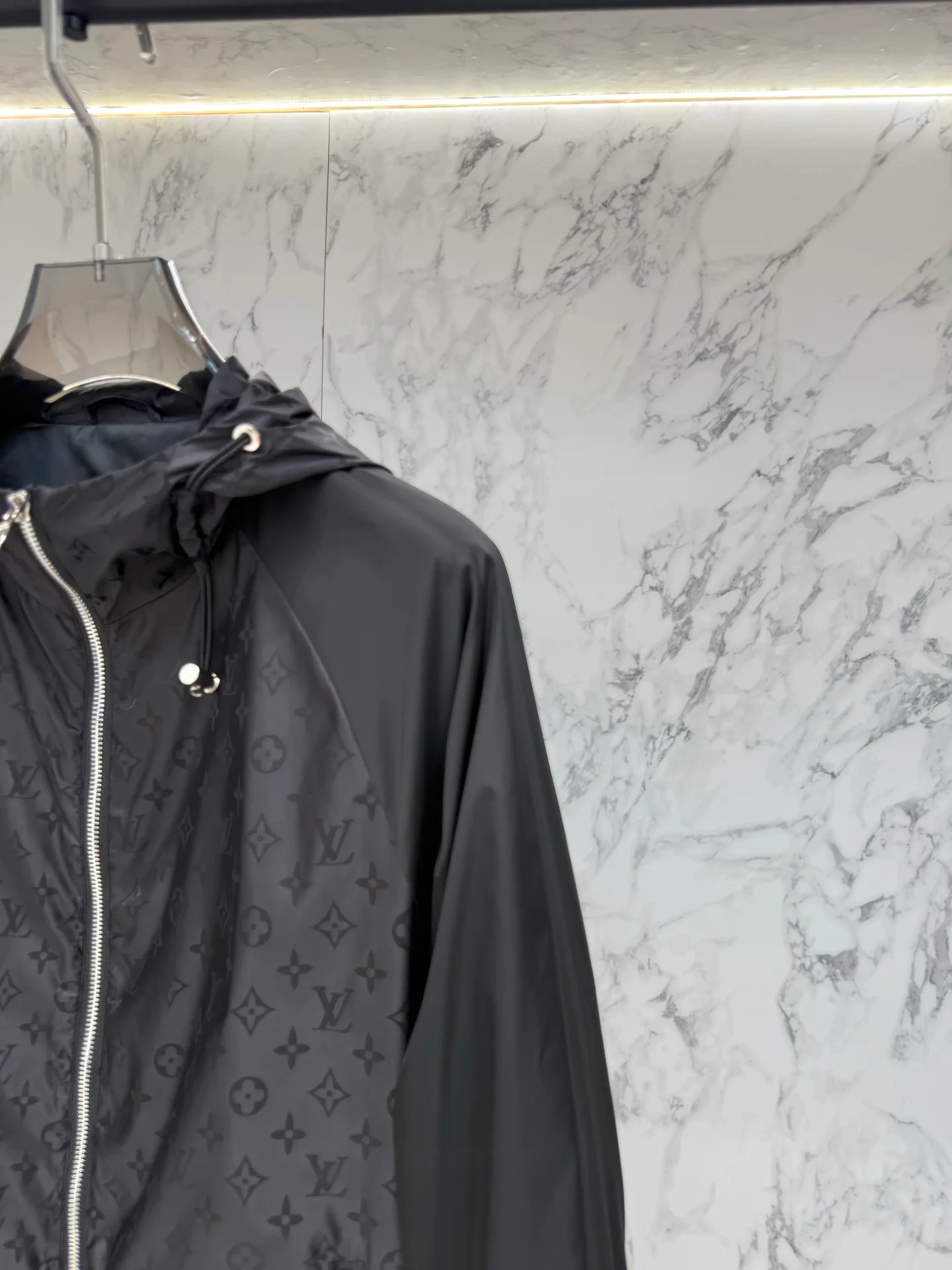 Куртки И Пуховики Мужские Louis Vuitton 11626913