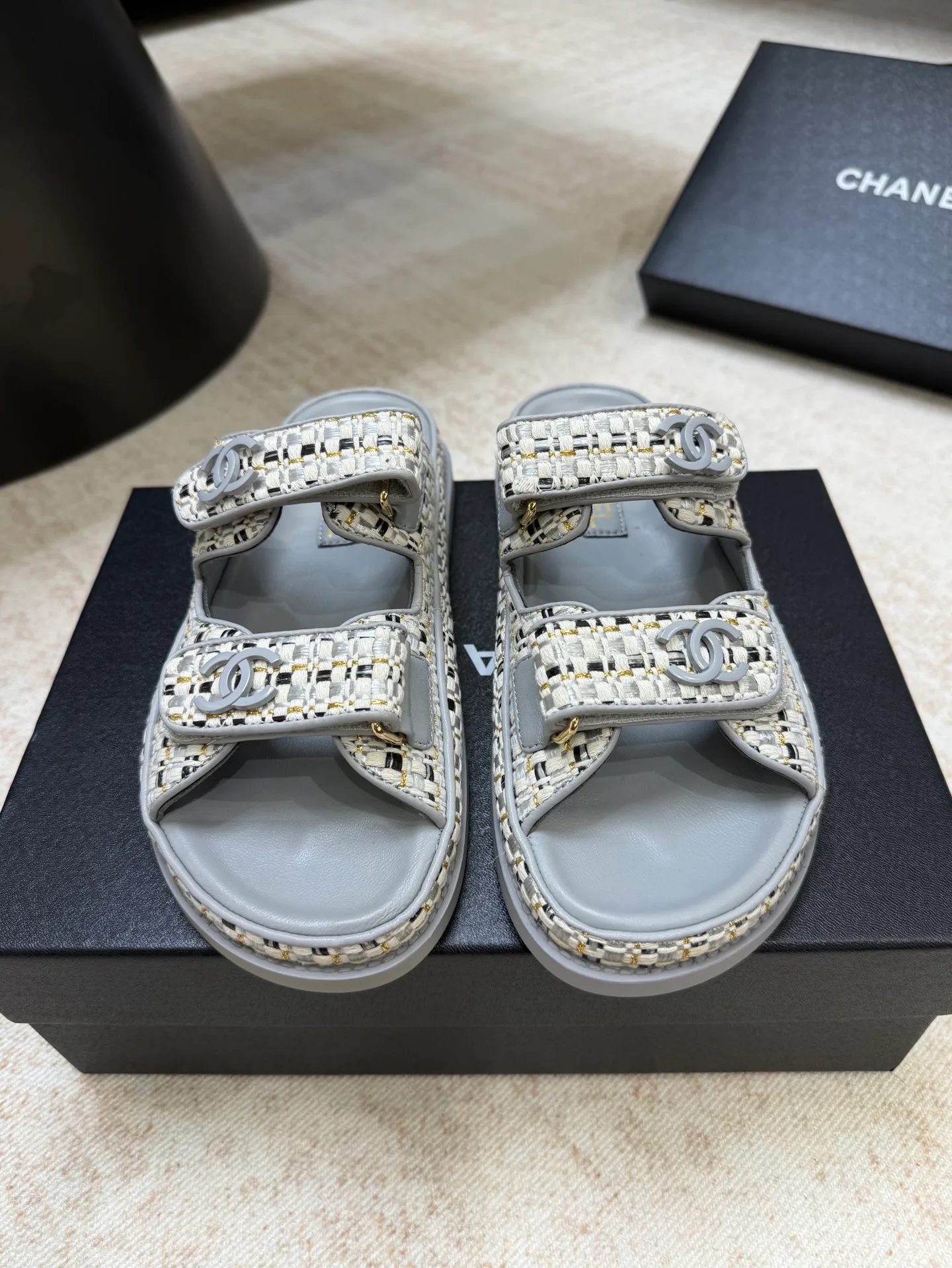Шлепанцы Женские Chanel 10000196